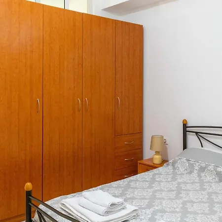Friendly & Comfy Apartment Ierápetra Buitenkant foto